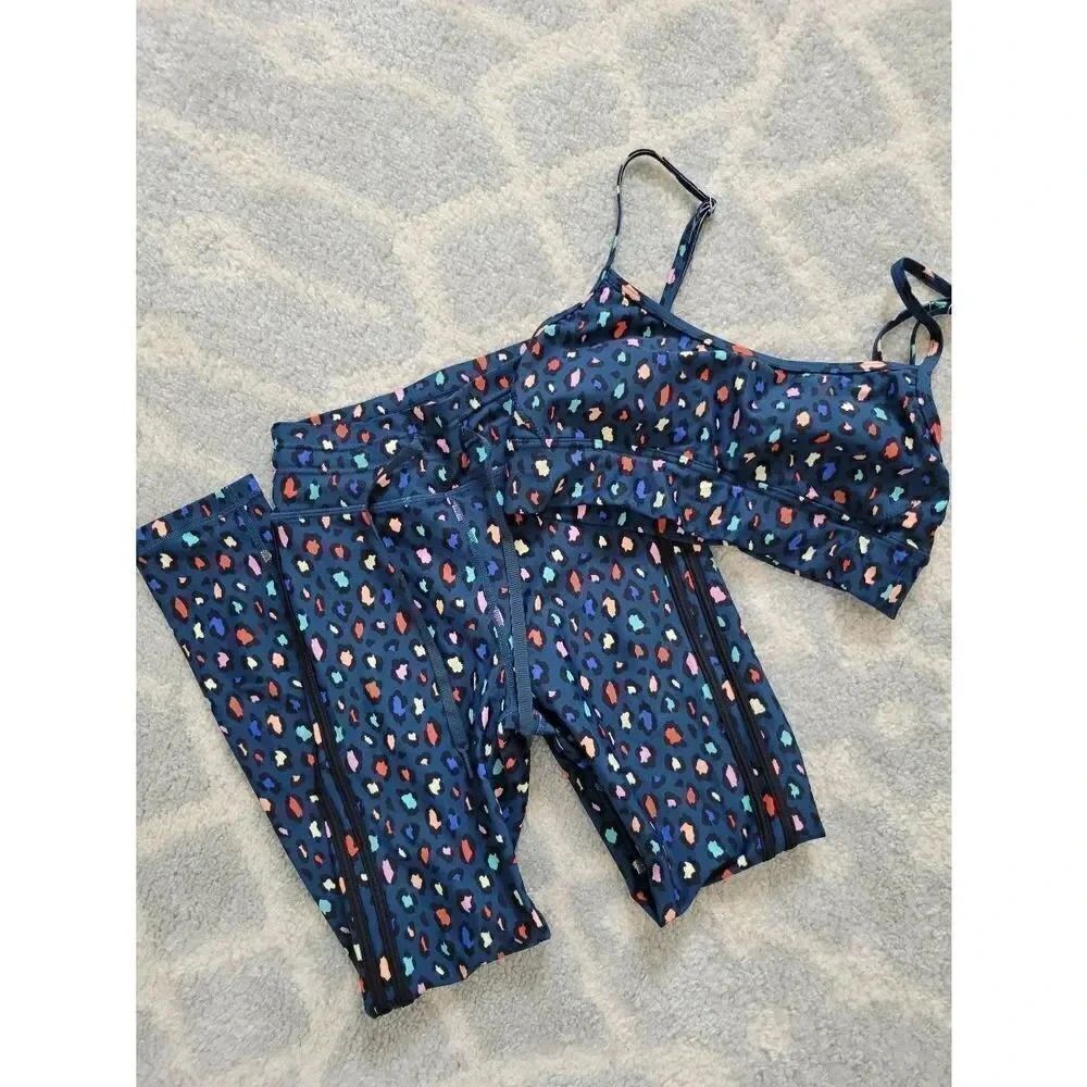 The Upside Leopard-Printperformance Top 8 Nwot - image 2